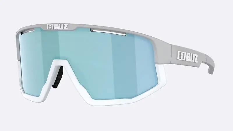Bliz Fusion - Light grey avec verres Smoke Ice Blue