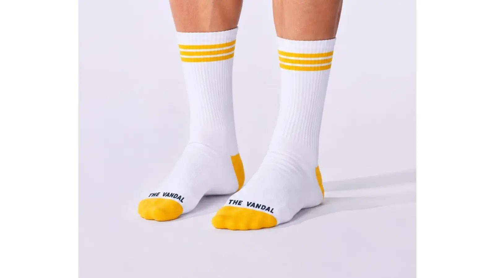 The Vandal Chaussettes de sport à rayures jaunes