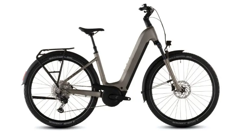 Cube NURIDE HYBRID PRO 800