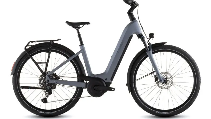 Cube TOURING HYBRID PRO 800