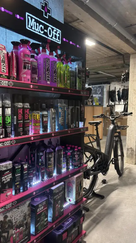 KAMEO Bikes winkel Luik — beeld 14: showroom elektrische fietsen en atelier, Quai de Rome 22