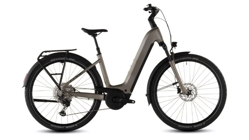 Cube NURIDE HYBRID PRO 800