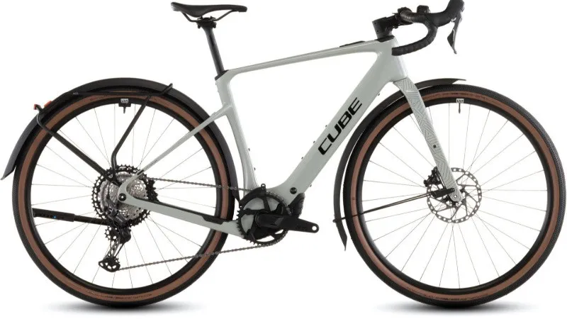 Cube NUROAD HYBRID C:62 RACE 400X FE
