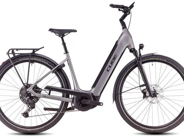Cube SUPREME HYBRID - SLX 625