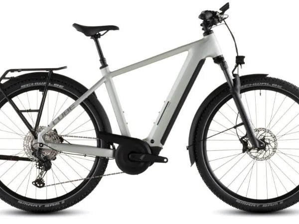 Cube NURIDE HYBRID EXC 800