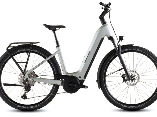 Cube NURIDE HYBRID EXC 800