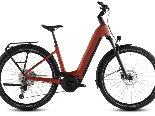 Cube NURIDE HYBRID PRO 800