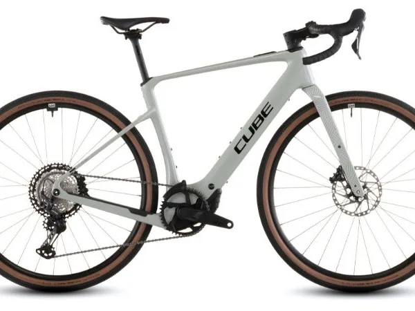 Cube NUROAD HYBRID C:62 RACE 400X