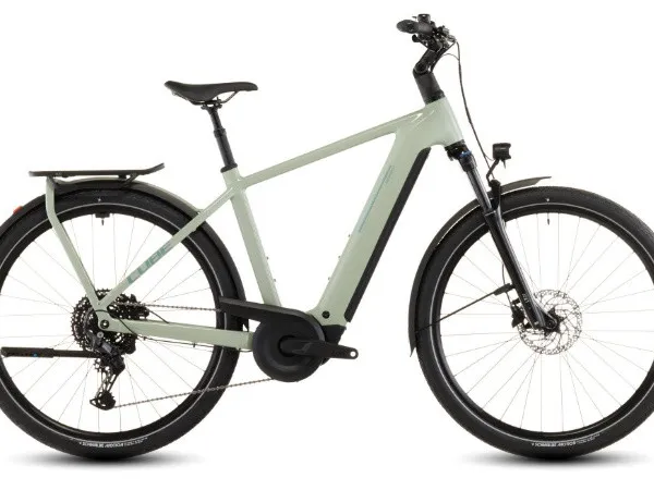 Cube KATHMANDU HYBRID ONE 800