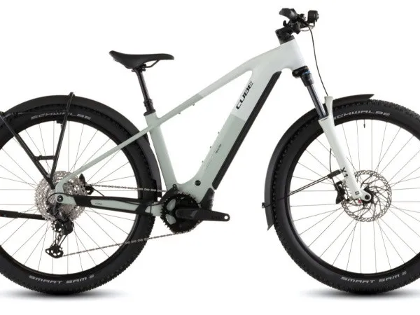 Cube REACTION HYBRID PRO 800 FE