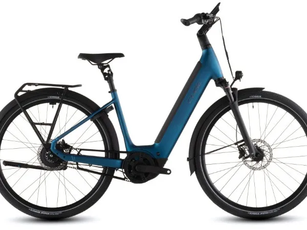 Cube SUPREME HYBRID DELUXE PRO 600