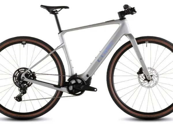 Cube NULANE HYBRID C:62 RACE 400X