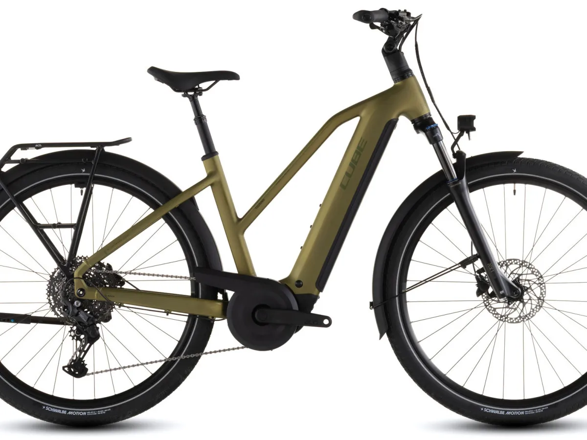 Cube TOURING HYBRID PRO 800