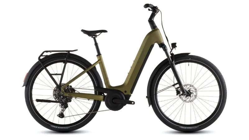 Cube TOURING HYBRID PRO 800