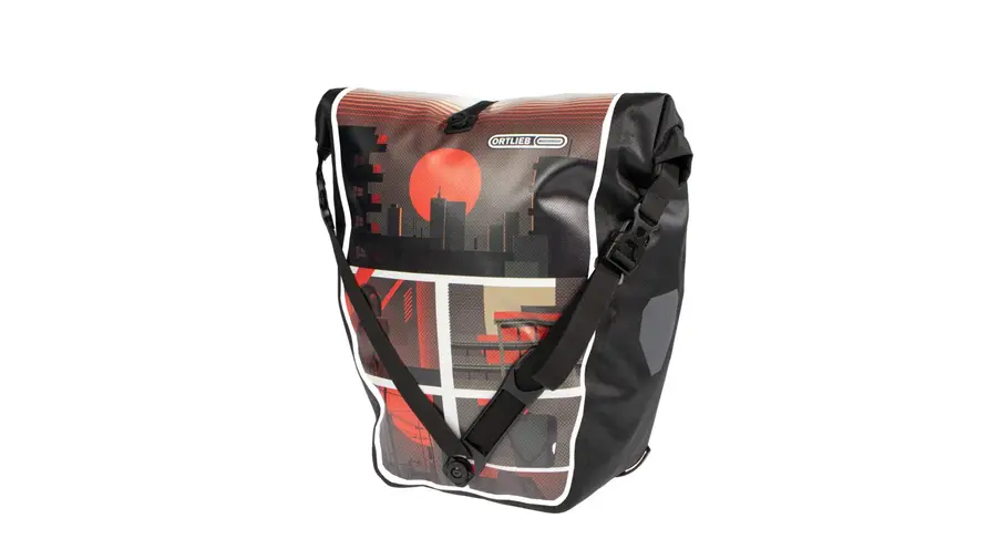 ORTLIEB Back-Roller Design Morning Routine