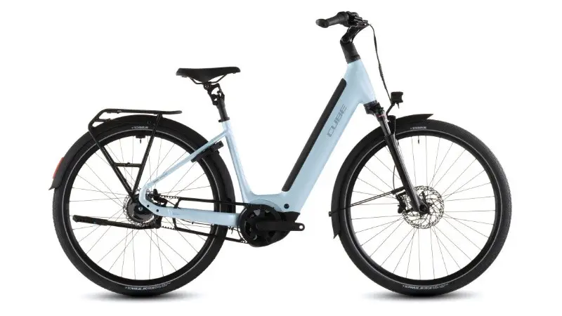Cube SUPREME RT HYBRID DELUXE EX 600