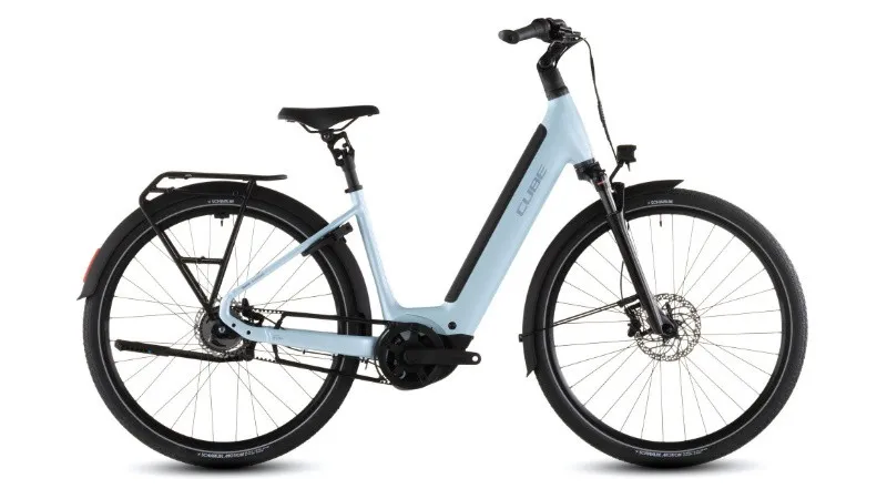 Cube SUPREME RT HYBRID DELUXE EX 600